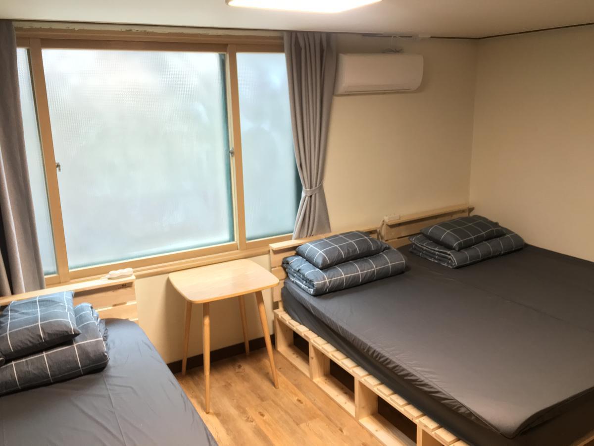 סיאול Take 1 Guesthouse Hongdae מראה חיצוני תמונה
